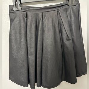 Black (Faux) Leather Skirt - Size Medium Only Worn Once SKU:116